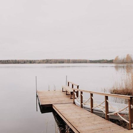 Villa Varis Kirkkonummi Buitenkant foto