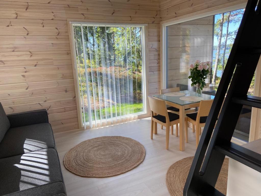 Villa Varis Kirkkonummi Buitenkant foto